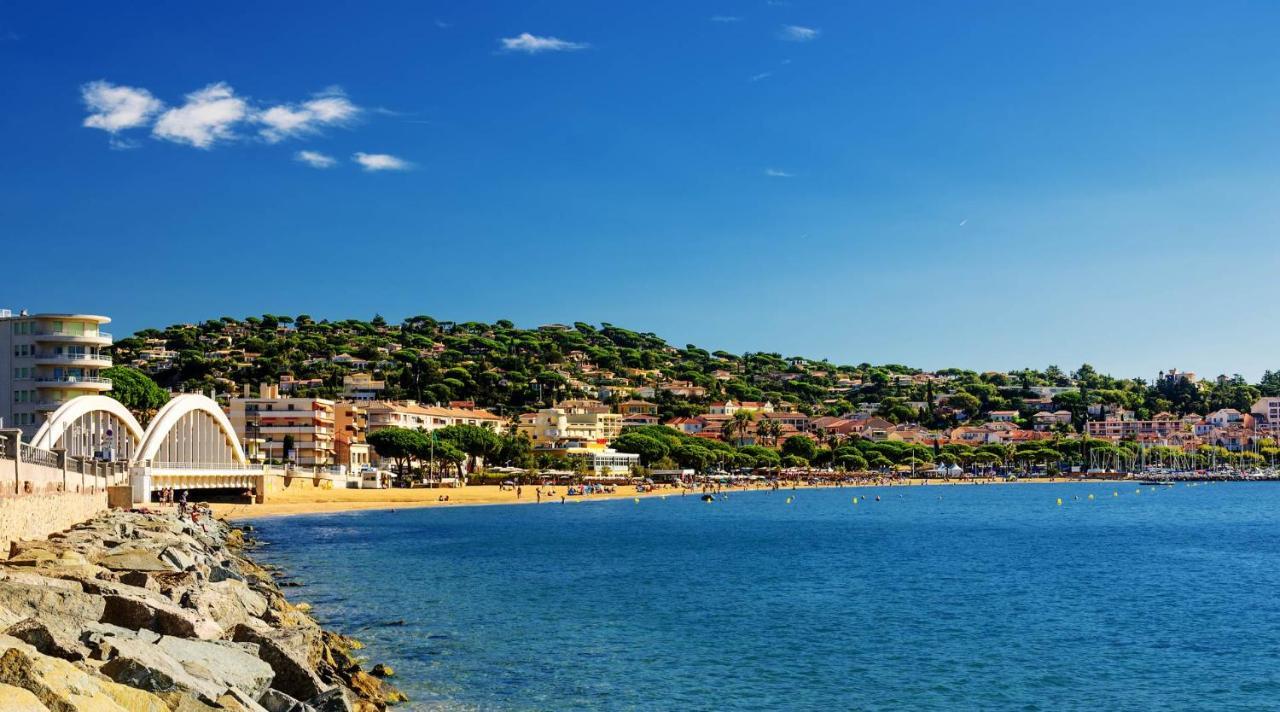 Appartement T2 : Jardin, Piscine, Parking A Sainte-Maxime Ngoại thất bức ảnh
